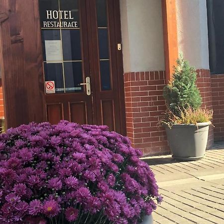 Hotel Na Kafkove Ostrava Luaran gambar