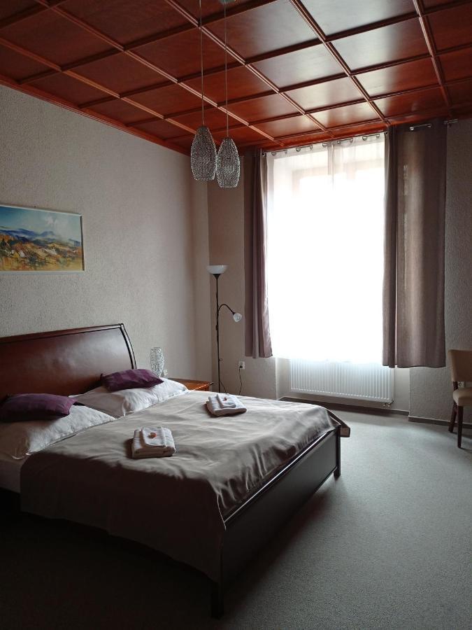 Hotel Na Kafkove Ostrava Luaran gambar